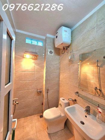 Bán nhà ngọc thụy 38m²  mt 4m  ô tô 7 chỗ đỗ cổng  gần ô 7013005
