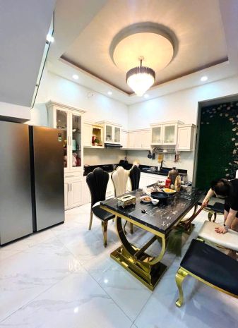 Bán nhà 70m² - 4 tầng ô tô ngủ trong nhà gần chợ hạnh thông 7013319