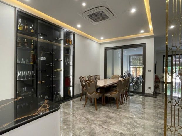 Cực hiếm bán nhà liễu giai, 70m lô góc, 7 tầng thang máy, 7013366