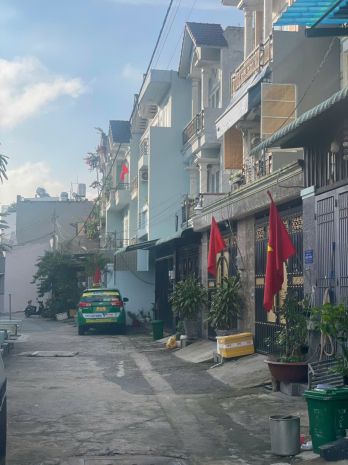 Nhà đẹp giá cực rẻ p. trung mỹ tây, q12  trệt lầu đẹp mới 7014577