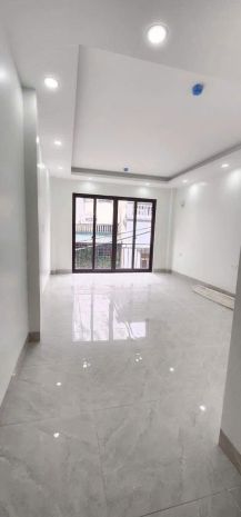 Cần bán gấp nhà văn miếu 46m 6 tầng, thang máy, gần ô tô 7015144