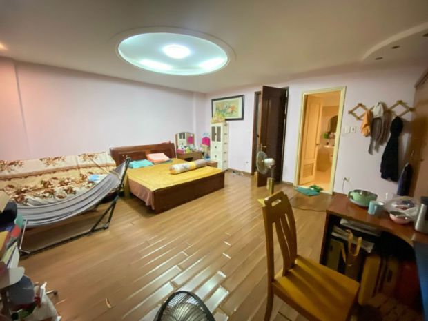 Đầu tư vàng  mặt đê nguyễn khoái  135m  2 tầng  ô tô 7015456