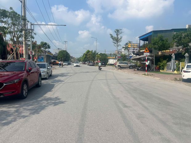 Bán lô 135m2 đất kinh doanh mặt đường hồ bá kiện, quán bàu 7015503