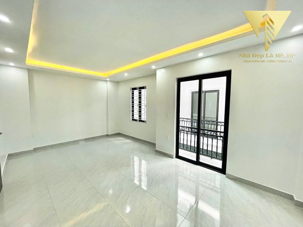 Bán nhà 4 tầng mới đẹp trung tâm trần nguyên hãn  full nội 7016132