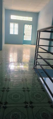 Giá sốc  nhà hxh 6m lạc long quân  dt 41m2 giá chỉ 4.x tỷ 7016456