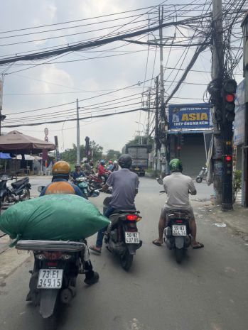 Bom tấn xưởng mặt tiên đường liên ấp 1-2sát võ văn vân giáp 7017920