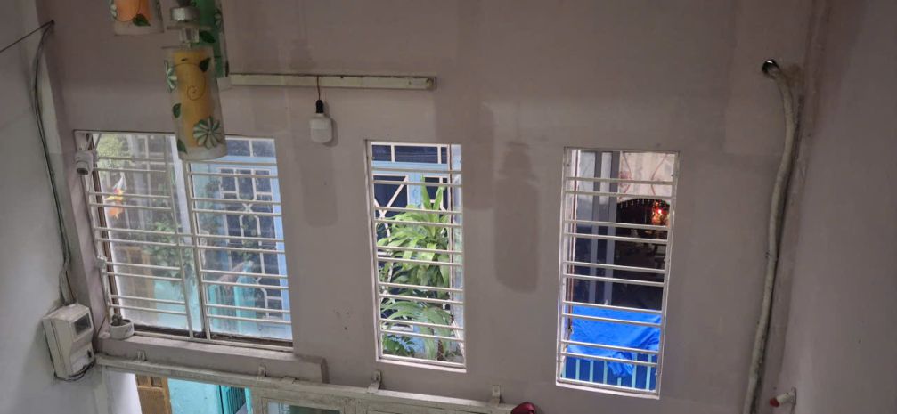 Nhà 2 tầng chắc chắn  2 phòng ngủ  ở ngay giá 2.5 tỷ cực 7018090