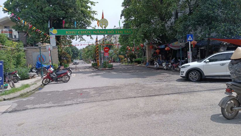 Bán đất mặt phố hữu hưng  tây mỗ  hai mặt đường trước 7018324