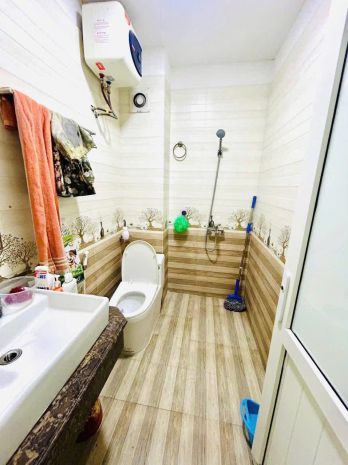 Cho thuê nhà vĩnh hưng 35m² x 5 tầng 3pn khép kín, 11 triệu 7018774