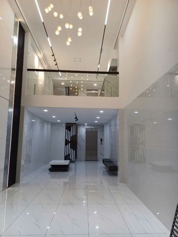 Bán rất gấp mặt tiền cxbh quận 10, dt:4.5x15, t+5l gái 18.5 7019145