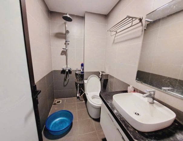 Bán nhà phân lô quan nhân - ô tô tránh vỉa hè - nhà dân xây 7019509