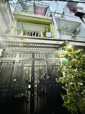 Hẻm xe hơi  sát mặt tiền  sẵn dòng t.iền  84m nở hậu  3 7021317