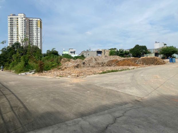 Bán lô đất ngay suối lồ đông hoà dĩ an 107m2 giá 2,7 tỷ 7022239