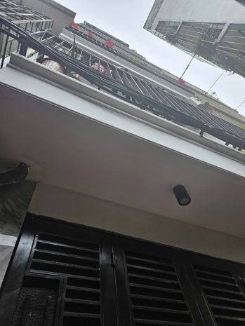 Cần bán nhà dòng tiền ở nguyễn cơ thạch nam từ liêm. sđt 7022572