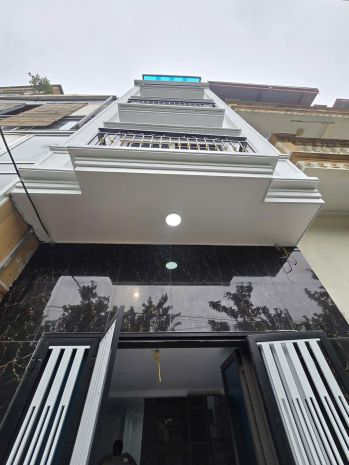 Bán nhà xuân phương 40m2, 5 tầng, thang máy, ô tô đỗ cửa nhỉnh 8 tỷ 7024098