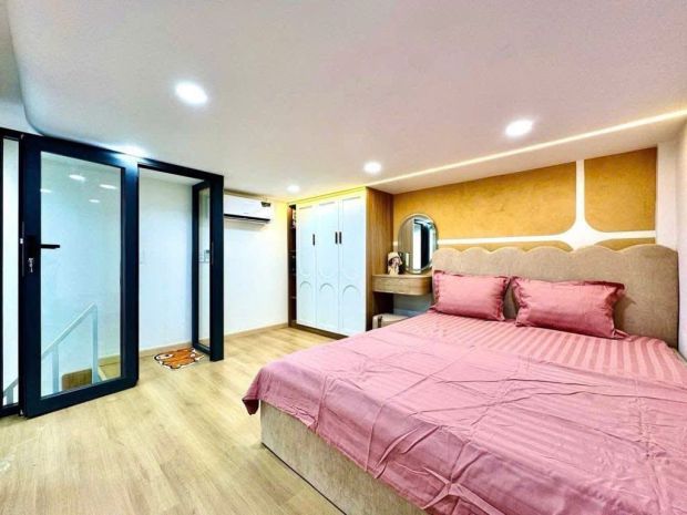 Siêu phẩm khu ẩm thực phan xích long - mới đẹp 3 tầng 3pn fu 7024800