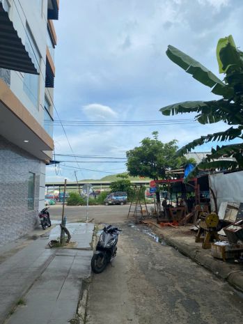 Bán nhà 2 mặt tiền hẻm đường ô tô  hòn rớ 1
- diện tích: 7025719