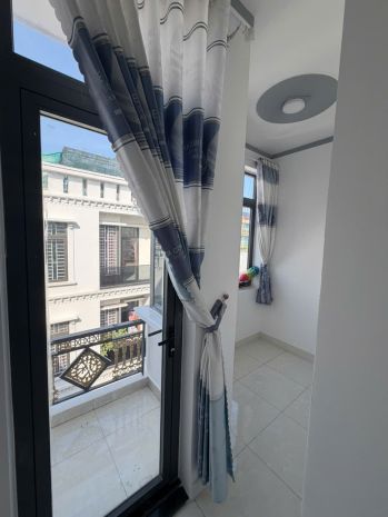 Bán nhà 3 tầng p.trấn biên,shr hoàn công,đường 2 xe hơi,kế 7026573