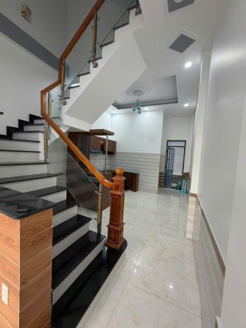 Bán nhà 3 tầng p.trấn biên,shr hoàn công,đường 2 xe hơi,kế 7026574