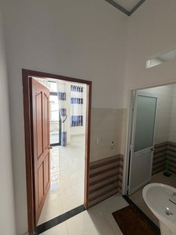 Bán nhà 3 tầng p.trấn biên,shr hoàn công,đường 2 xe hơi,kế 7026575