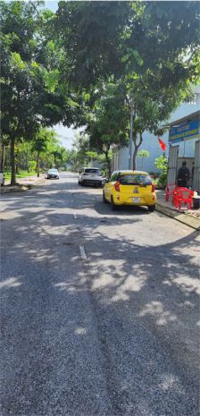 D400 bán rẻ lô đất đẹp khu dân cư đông đúc, khu vực trung 7029354