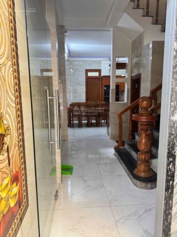 Nhà 5 tầng mặt tiền kinh doanh đường chợ giá mềm. 7029552