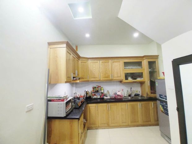 Bán nhà lô góc 3 mặt thoáng ô tô tránh cách 80m.
nhà 5 7031257