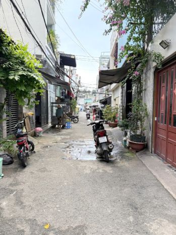 Nhà 2 tầng mới hẻm dương bá trạc p. chánh hưng. giá 4,58 tỷ 7031374