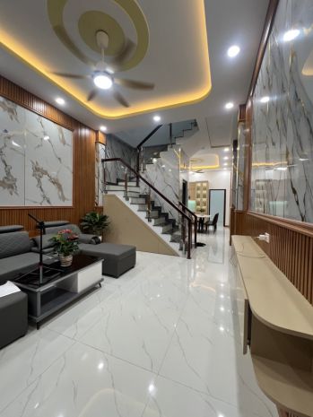 Bán nhà 2 tầng dĩ an,shr đường xe hơi, gần đhqg tphcm 7031832