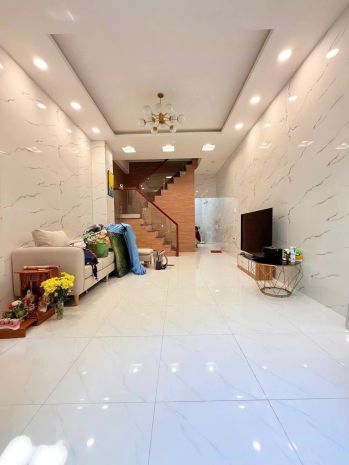 Bán nhà hẻm hoàng sa, phường 5, tân bình 4,5*15 góc 2mt 7034099