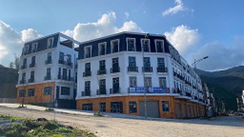 Bán căn liền kề trung tâm tx sa pa  diện tích 100m²  6 7034521