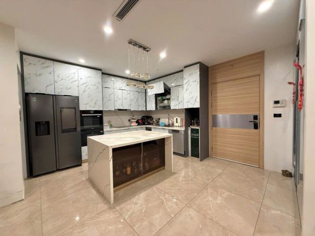 Duplex  mỹ đình  sổ lâu dài. 4 pn  185m2. có slot 2 ô 7036879