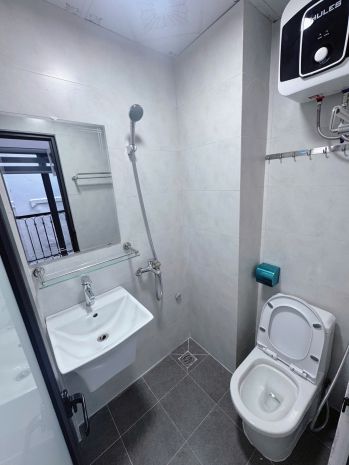 Cho thuê ccmn full đồ cực đẹp tại ngõ 101 thanh nhàn, hbt 7037111