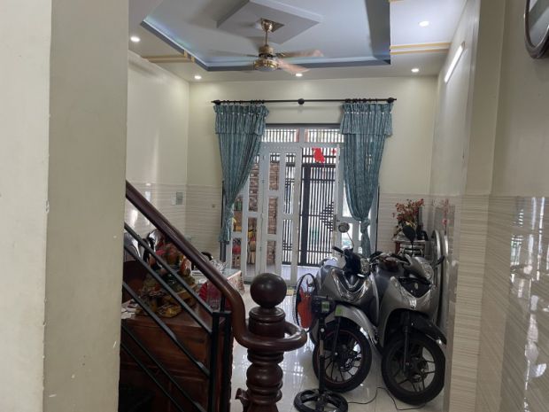 Bán nhà 3 tầng, 3pn, đường lê thị hoa, bình chiểu, thủ đức. 7037772
