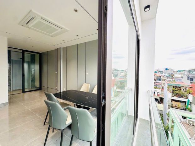 Bán nhà 7 tầng thang máy  trung tâm ngọc thụy, long biên 7038209