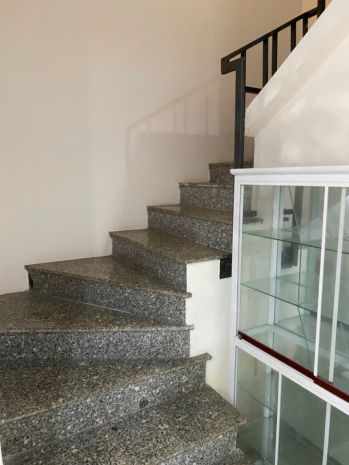 Sát mt nguyễn phước nguyên, 73m2, 2 tầng sạch đẹp, 3pn, 7038524