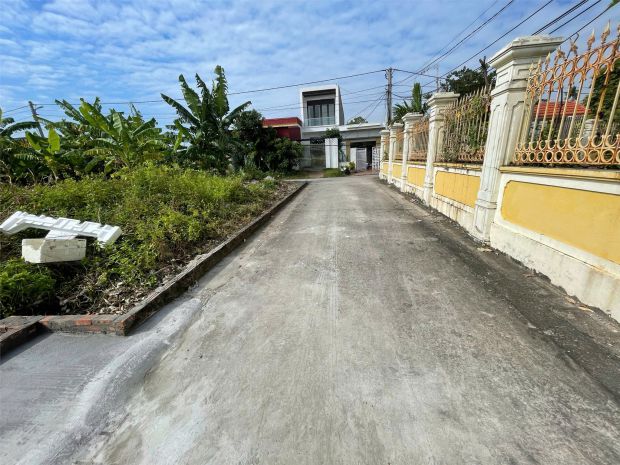 Đất giá hiếm 1.0xx tỷ  ngõ 4m ô tô quay đầu  thanh khoản 7039637