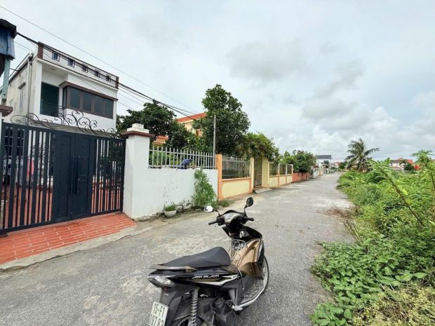 Giá hiếm  lô đấu giá tiền anh, ngũ đoan  kiến thụy  zalo 7040779