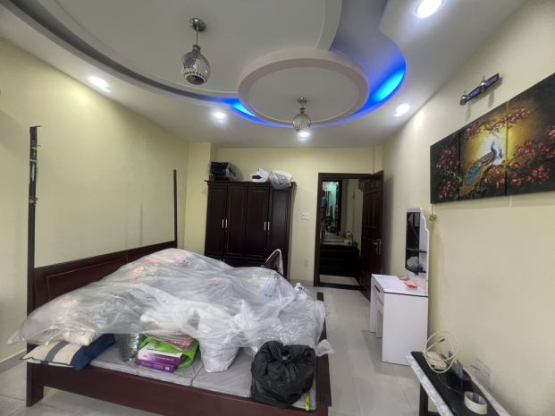 Chính chủ gửi bán nhà 4x20m, trệt 2 lầu sân thượng, view 7042187