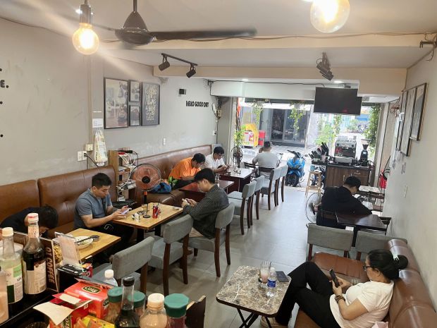 Sang nhượng quán cafe căn góc q4 7042551