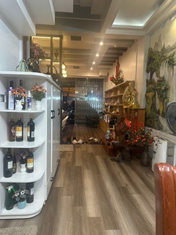 Nhà 3.5 tầng mặt đường trại lẻ - vỉa hè 6m đang cho thuê 20 7042725