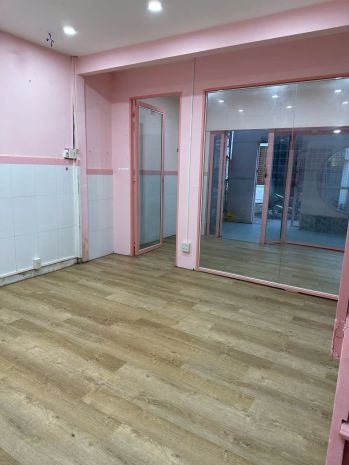 Cho thuê nhà 5 triệu 2 phòng ngủ trệt lầu 2 phòng ngủ kế 7043349