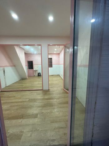 Cho thuê nhà 5 triệu 2 phòng ngủ trệt lầu 2 phòng ngủ kế 7043352