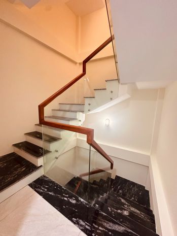 Bán nhà phân lô thang máy  gara ô tô  kim ngưu hai bà 7044080