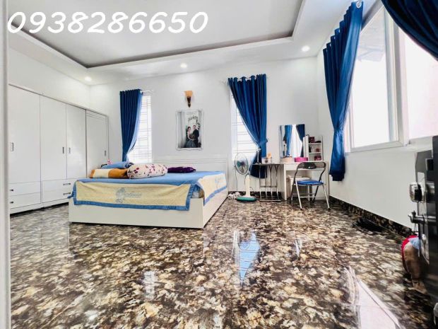 Siêu phẩm mặt phố - nội thất xịn - ngang bề thế 8m x 27m2 7044516