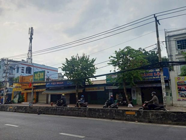 Nhà 15x80 mặt tiền phan văn hớn  p. đông hưng thuận, 7044574