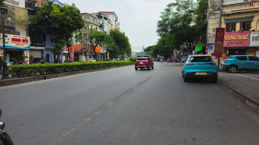 Chỉ 5x tỷ - nhà mặt phố nguyễn văn cừ 130m2, mt7m, vỉa hè 7044855