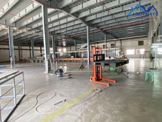 Cho thuê xưởng kcn biên hòa 2100 m2 chỉ 4,2 usdm2 7045173