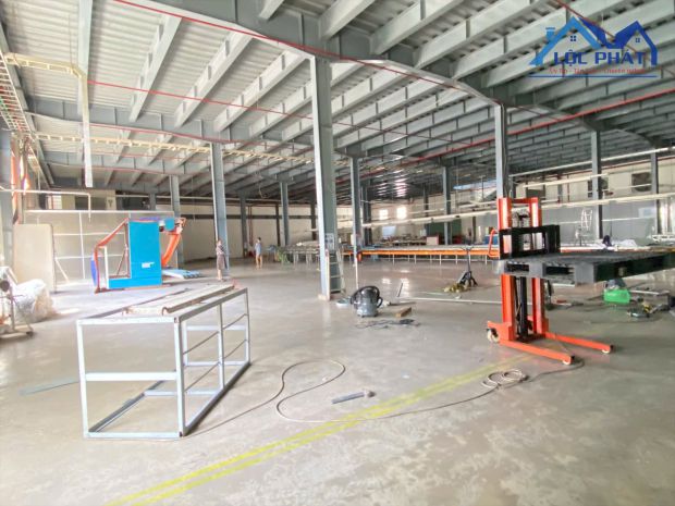 Cho thuê xưởng kcn biên hòa 2100 m2 chỉ 4,2 usdm2 7045176
