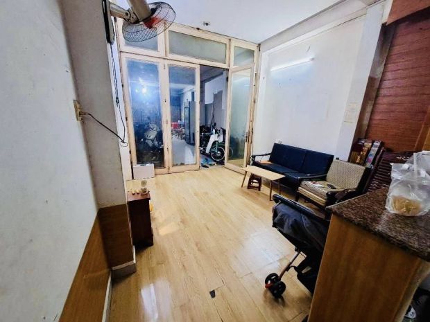 Mtkd đường 20m  giáp tân bình  ga t3  3 tầng  4pn  83m 7045346